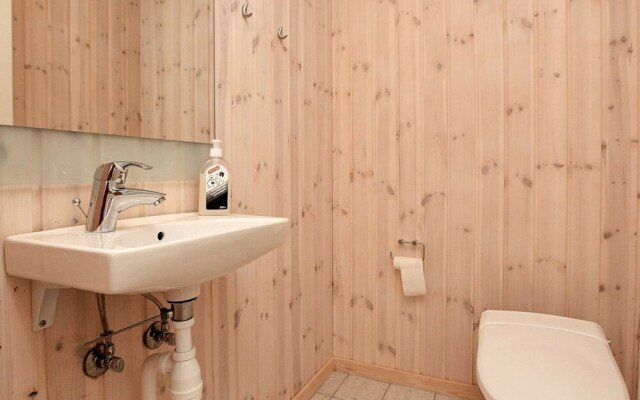 Comfortable Holiday Home in Rødby Near Sea