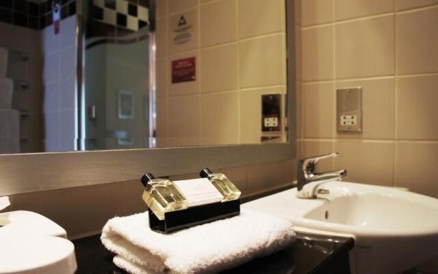 Ramada Hatfield