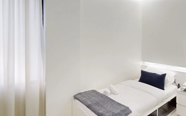 RB 466 Hotel