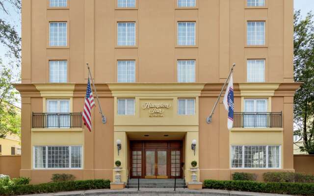 Hampton Inn New Orleans-St. Charles Ave./Garden District