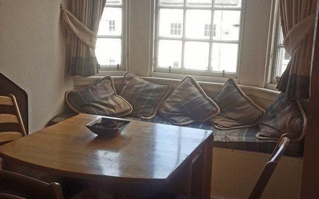 Tony Asga Apartments - Tony Apartment