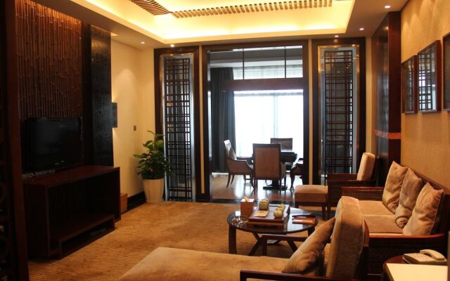 Huanxiu Resort And Spa