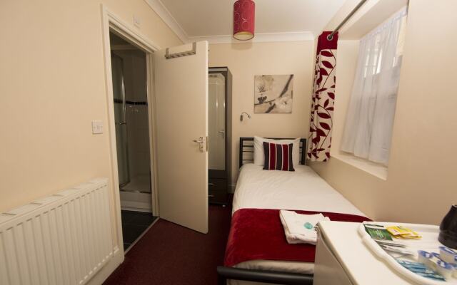 Royal Guest House by Saba