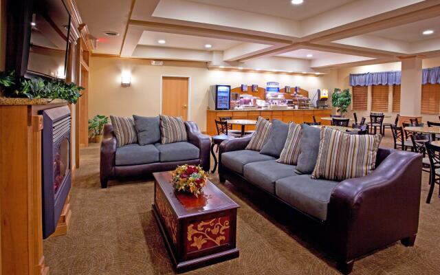 Holiday Inn Express & Suites Chesterfield by IHG