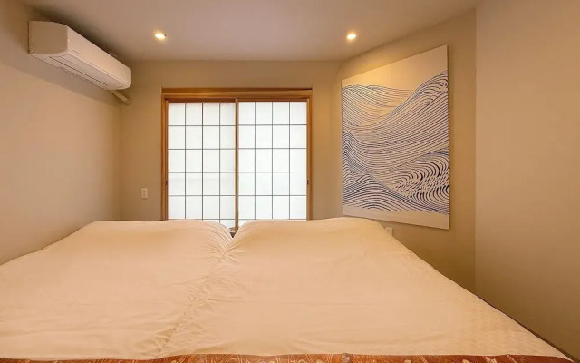 Celine Kanayama 501