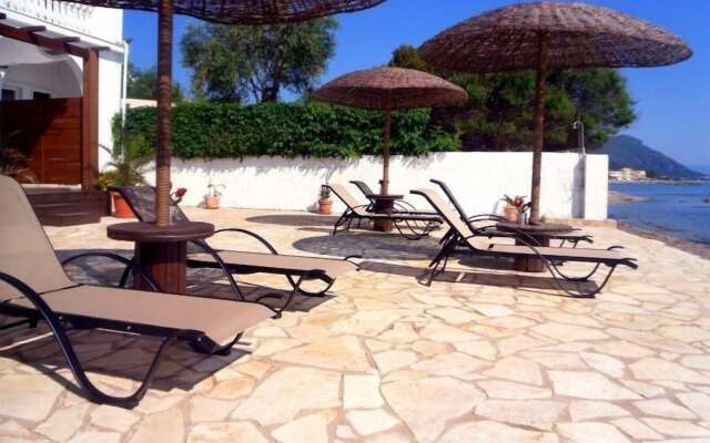 Galini beach studios