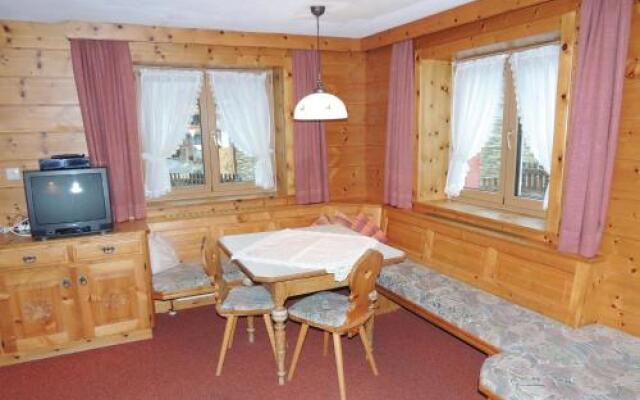 Holiday home Holzgau