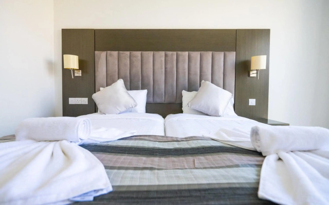 Napa Jay Hotel