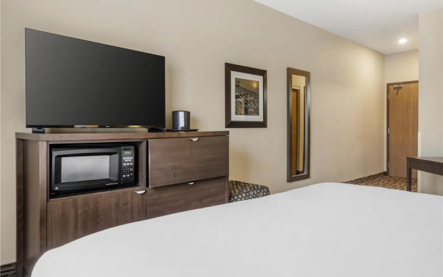 Best Western Plus Bridgewater Hotel & Convention Centre