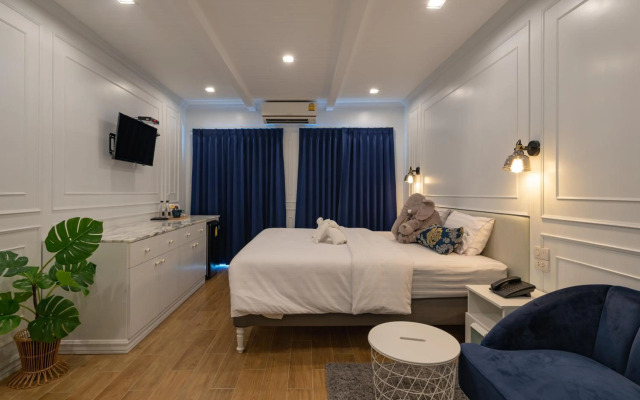 White Ivory Bed & Breakfast