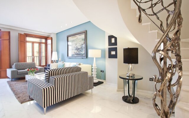Micalet Apartments by Home Club