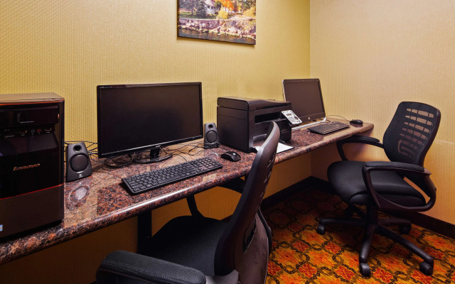 Best Western Plus Finger Lakes Inn & Suites