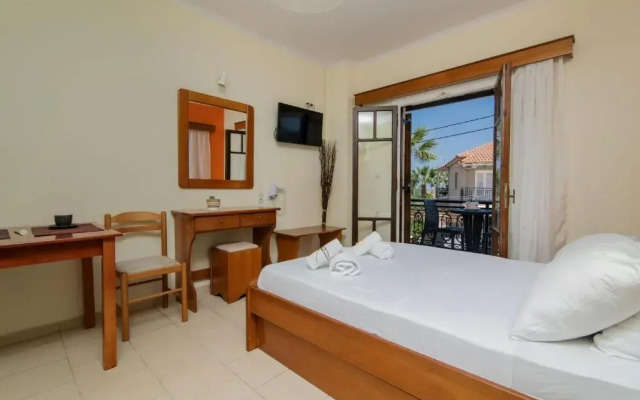 Sunbliss Studios & Apartments.