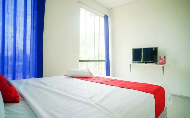 RedDoorz @ Bukit Palma Surabaya