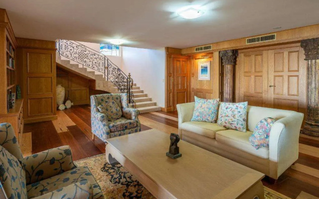 Harrington River Lodge