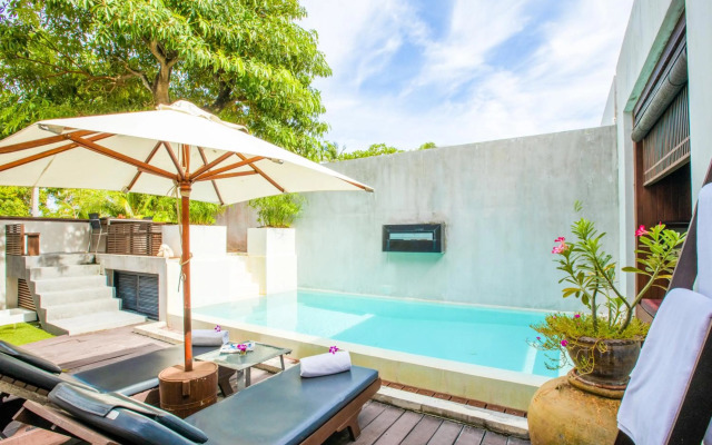 Pao Jin Poon Beach Front Villa