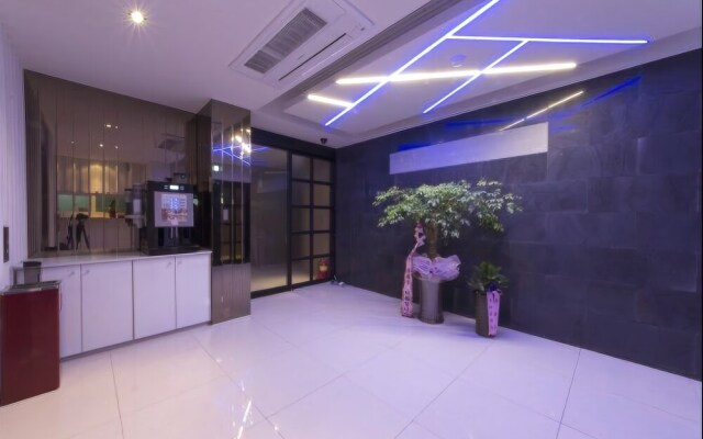 The Lazzi Hotel Dongnae
