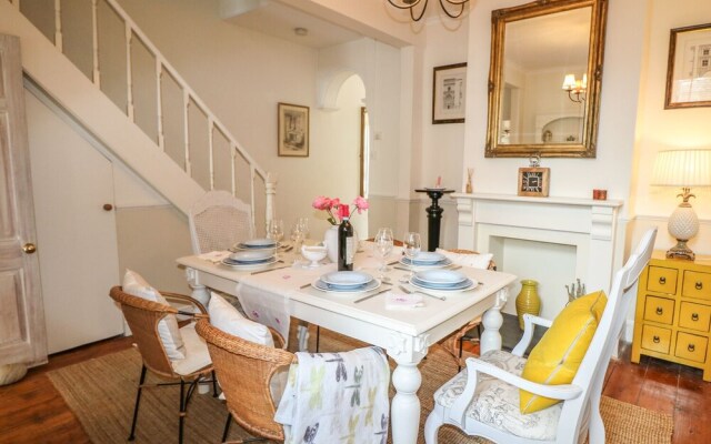Dandelion Cottage, Cowes