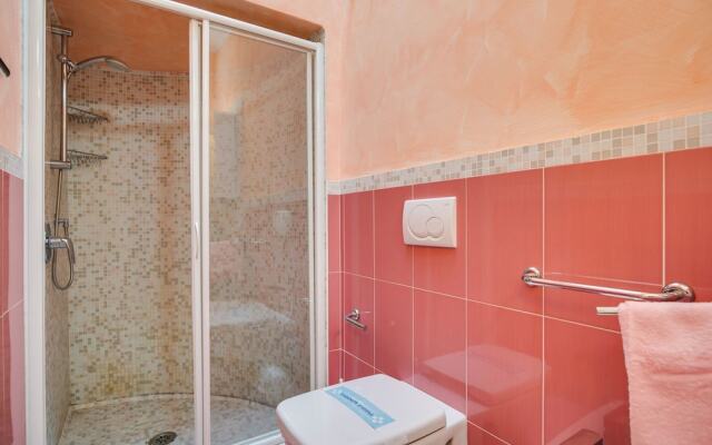 Lovely Apartment in Rosolina Mare Near Sea