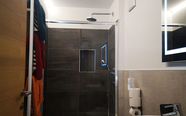 Garni - Hotel Am Burghuegel