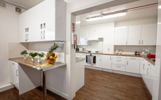Belmont Apartments and Rooms