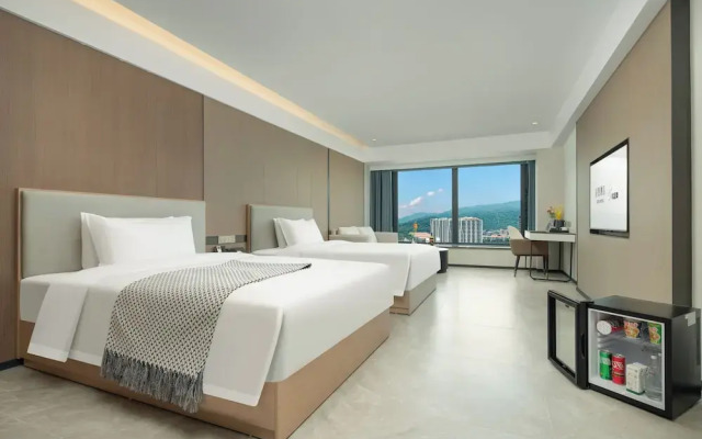 ECHIC Mercure (Guangzhou Baoneng Performing Arts Center Luogang Wanda Plaza)