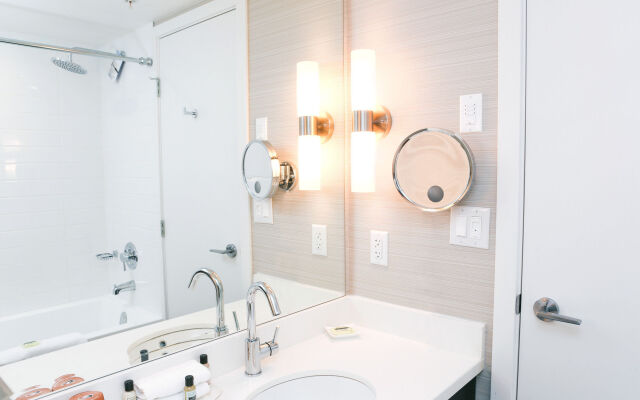 Sandman Hotel Abbotsford Airport