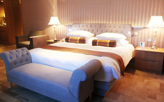 Nignbo Hefeng Garden Hotel