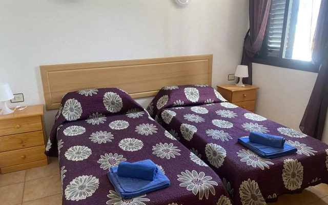 14B2 Victoria Court 1