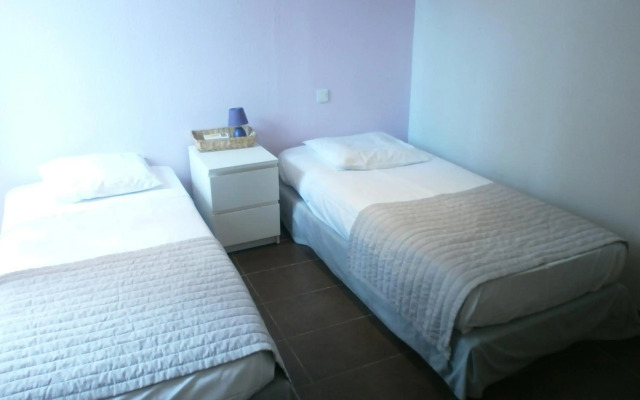 La Fregate Sarl