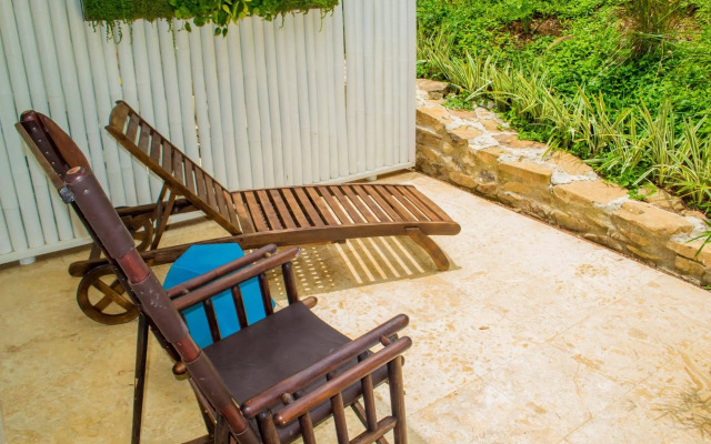 The Retreat at Altos del Monte