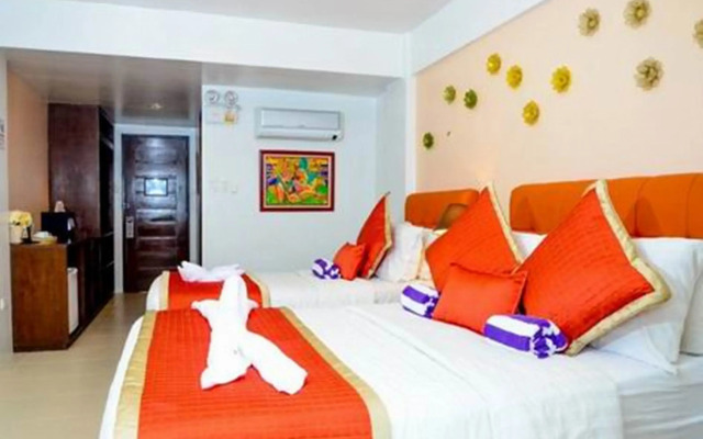 White House Beach Resort