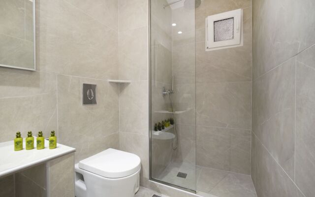Oniropetra Apartaments