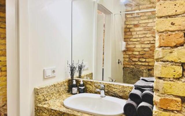 Tomy Old Town Apartments