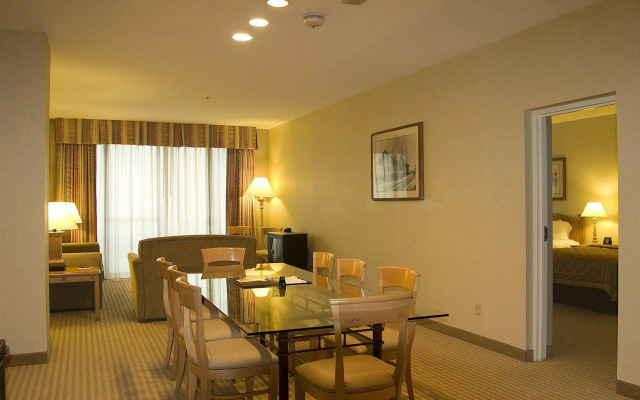 DoubleTree Suites by Hilton Hotel McAllen