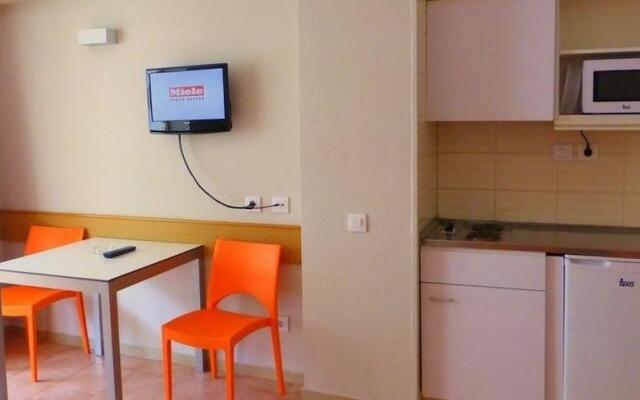 Apartamento familiar cerca de Port Avenuta