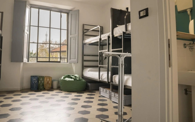Madama Hostel & Bistrot