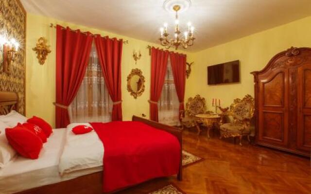 History Apartment Str Cetatii