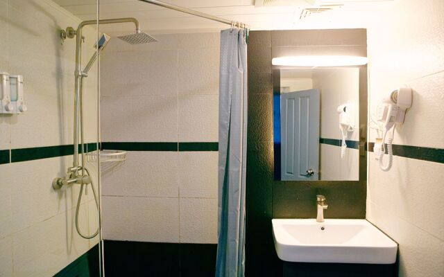 Upland International Youth Hostel