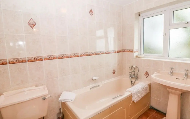 Bretton Mount Studio Flat