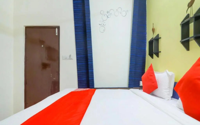 OYO Flagship 76333 Shannu Residency