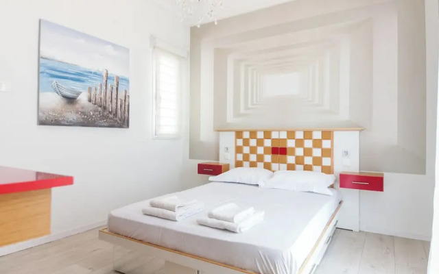 Charming Balcony Escape in Kipseli