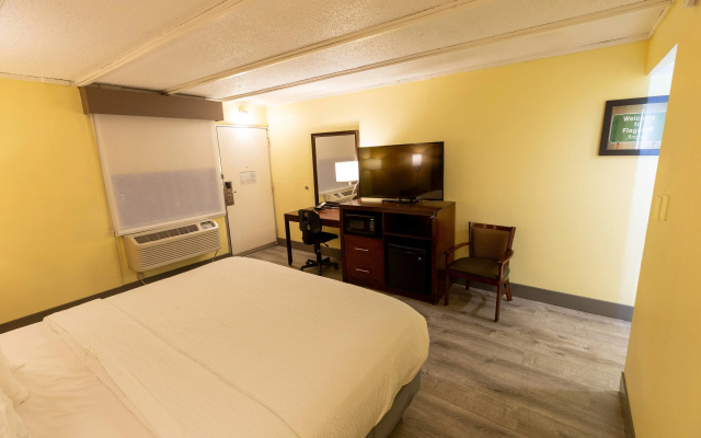 Kings House Motor Hotel, a Dazzler Select by Wyndham