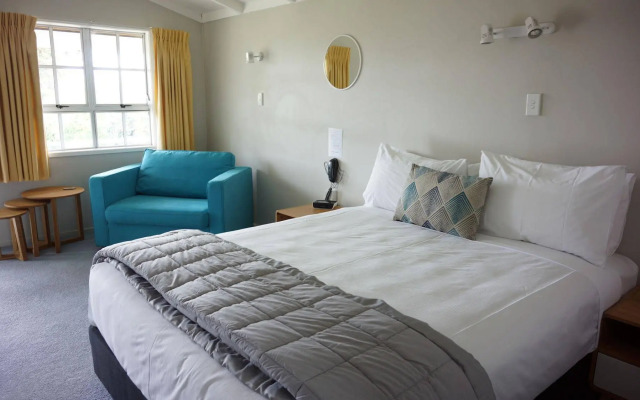 Phoenix Resort
