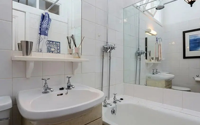 Veeve  Stunning 2 Bed 2 Bath In South Kensington Cornwall Gardens