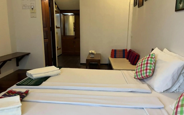 Thanicha Resort Amphawa
