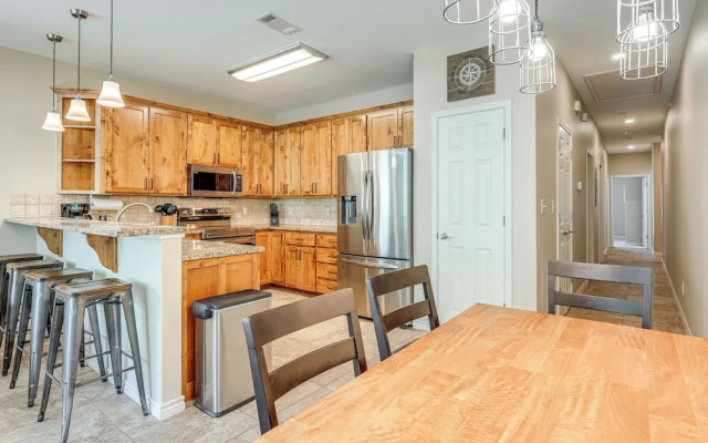 'rio Vista' Condo: Direct Guadalupe River Access!