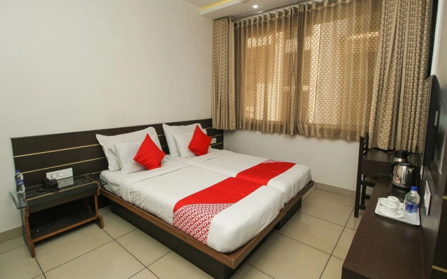 Hotel Radiant by OYO Rooms