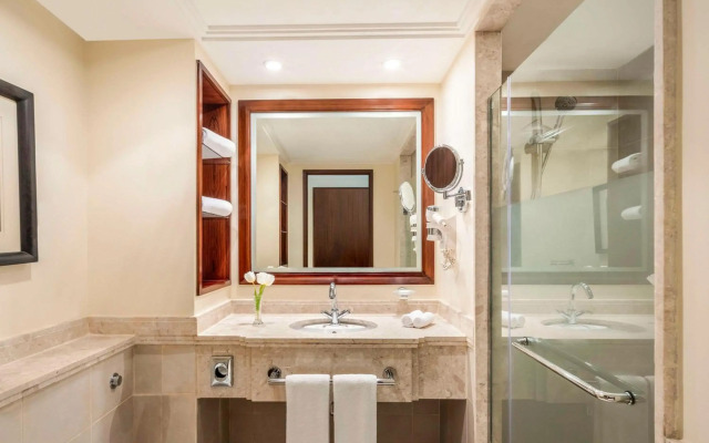 Mövenpick Hotel & Residence Hajar Tower Makkah