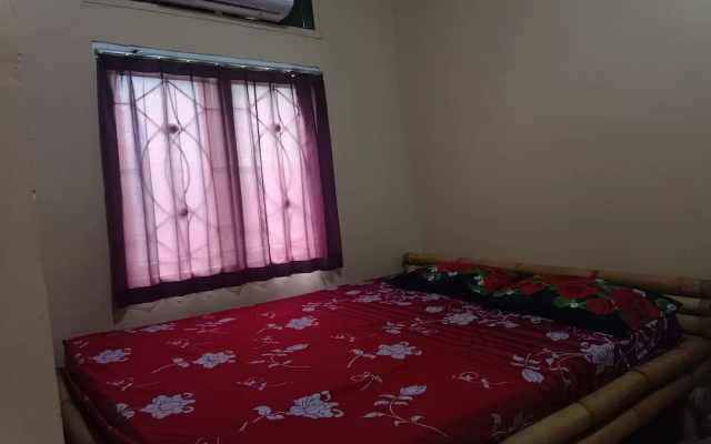 OYO 93766 Bunga Homestay Near Taman Lembah